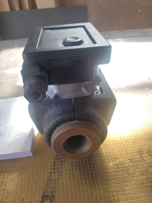 Pompa Buderus 2 sztuki