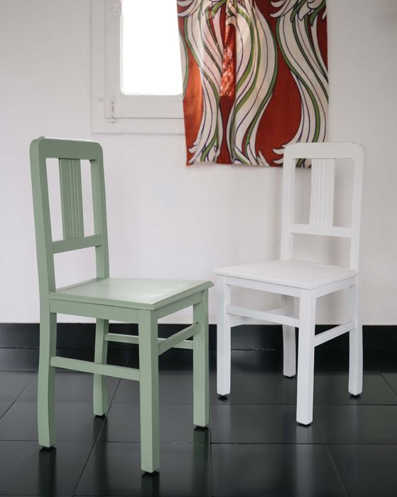 Cadeira rústica vintage em madeira (disponível em branco ou verde)