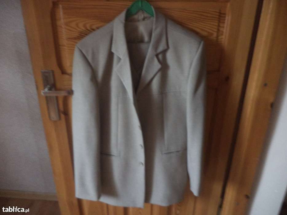 garnitur trzy częściowy