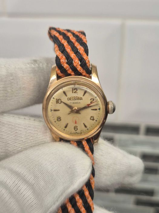 Damski zegarek vintage *Delbana*