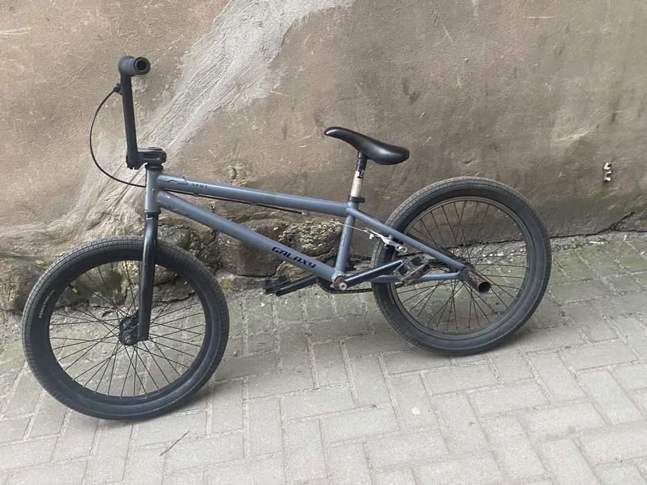 Chce wystawić rower Bmx