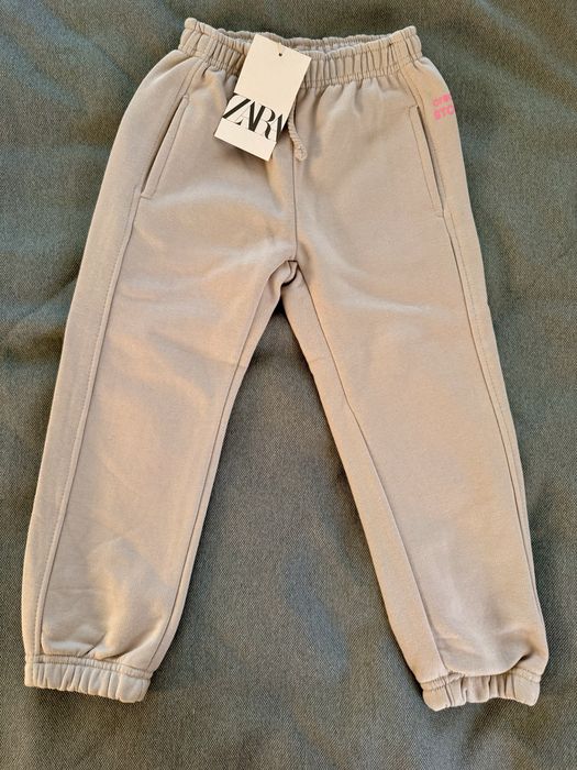 Плюшеві нові штани Zara, 110