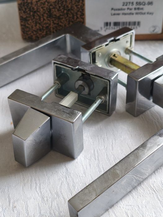 Klamki Tupai solidne ciężkie