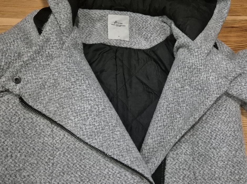 Szary płaszcz zimowy rozmiar S House