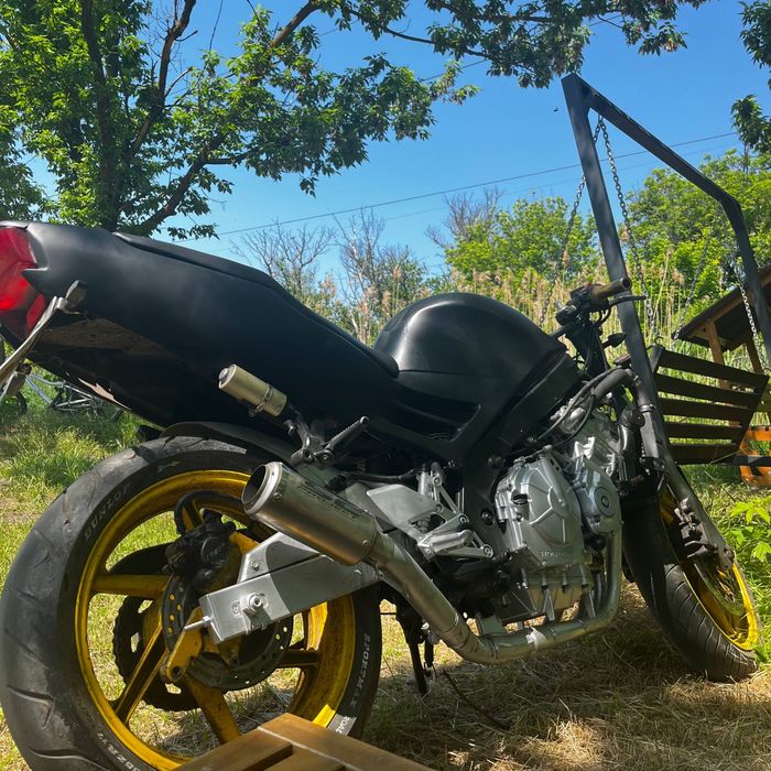 Honda cbr 600 f2