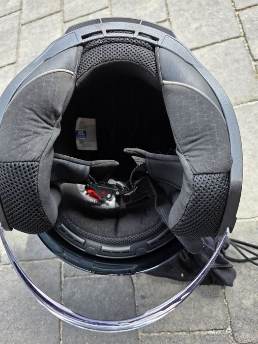 Kask motocyklowy z blenda