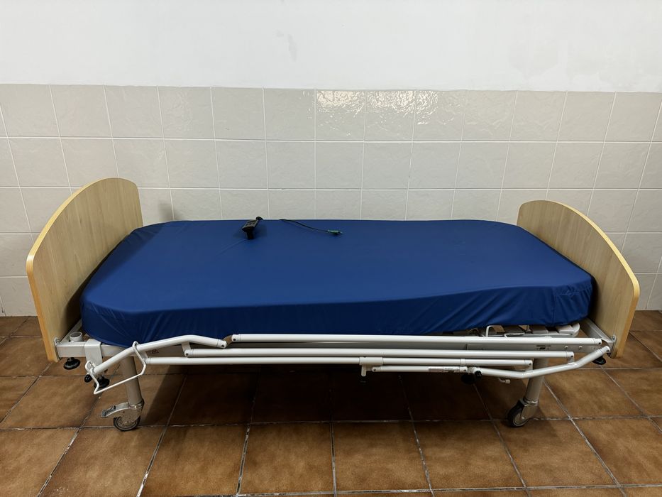 Cama articulada eletrica  e colchão anti-escaras