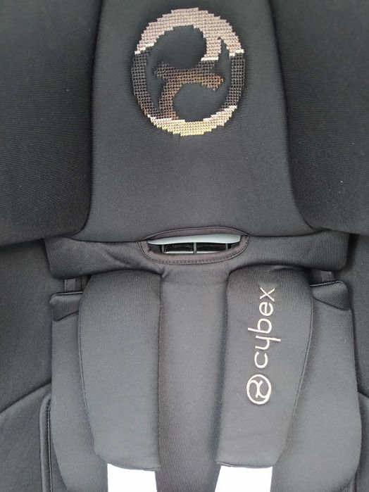 Fotelik Cybex SIRONA Q i-Size Platinum ISOFIX 360° 0-4 lat / 0-18 Kg