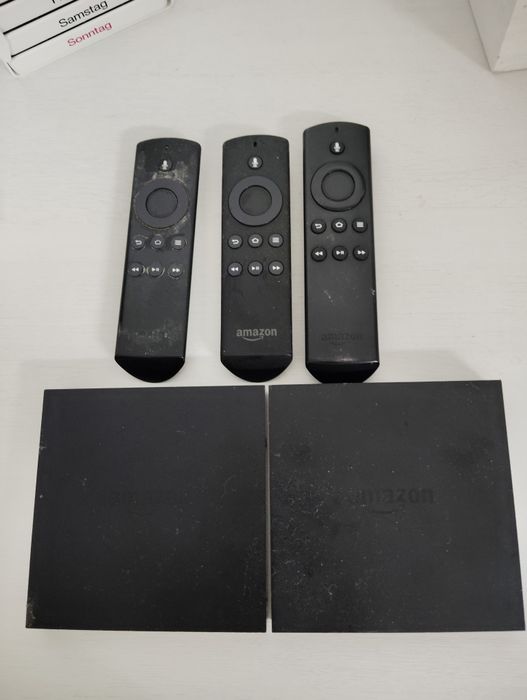 Três Amazon TV Box