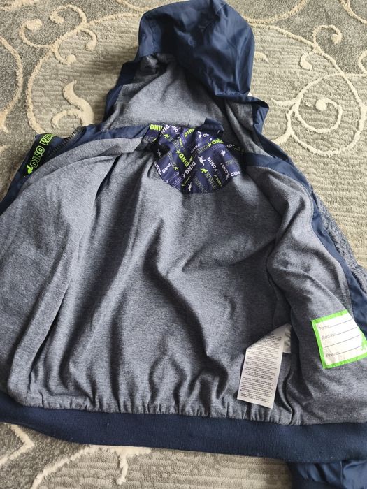 Kurtka chłopięca przejściowa wiatrówka rozm. 122
