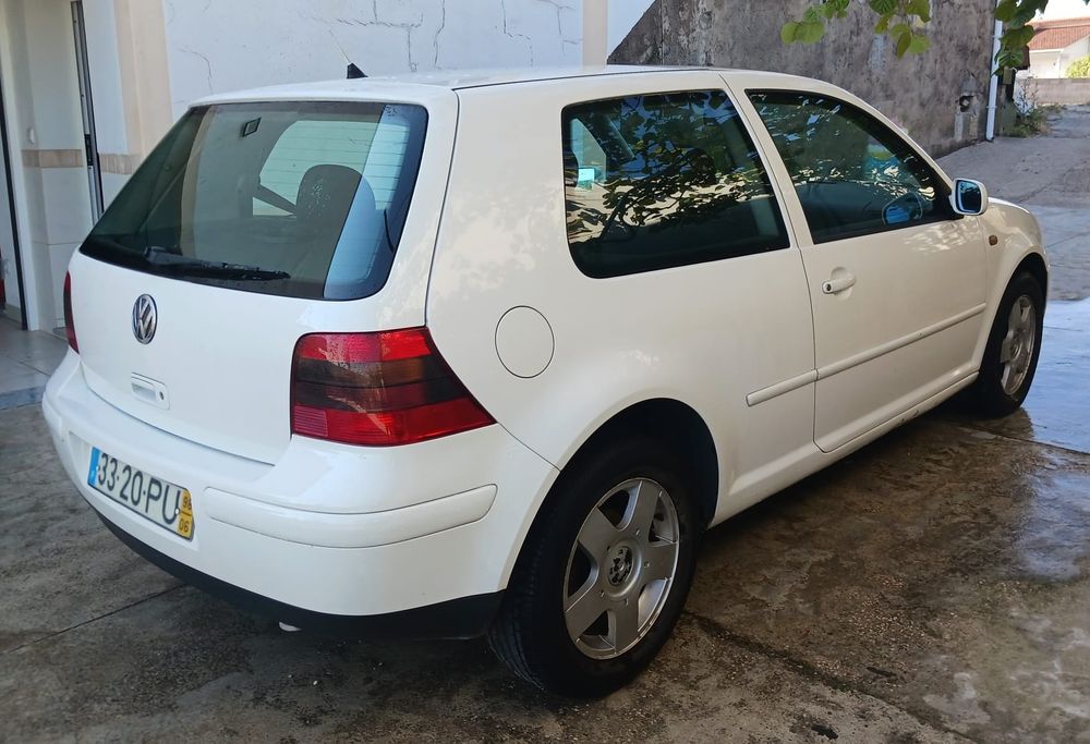 VW Golf VI 1.9 Tdi 98