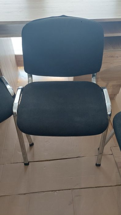 Krzesło biurowe czarne