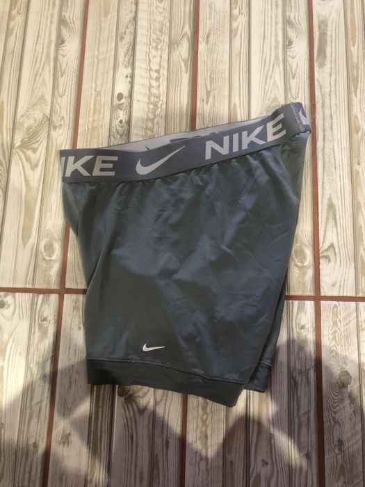 Спортивные трусы Nike DRI- FIT