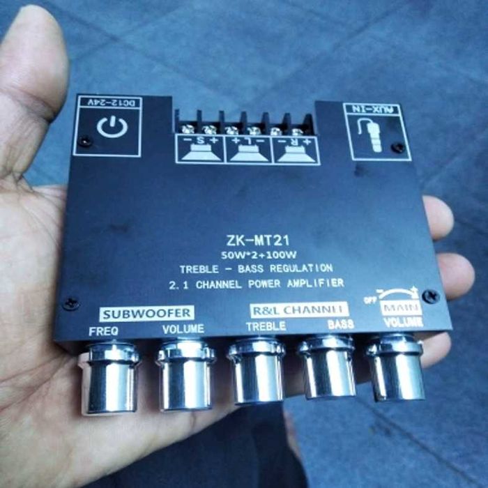 Крутий підсилювач потужності звуку - усилитель звука 2.1 канала 200 Вт