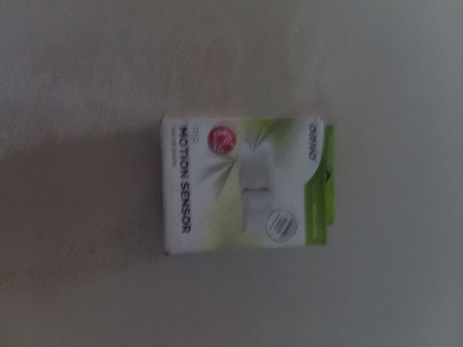 Czujnik ruchu czarny  360/180st. 2 sensory, IP65, 1200W, biały