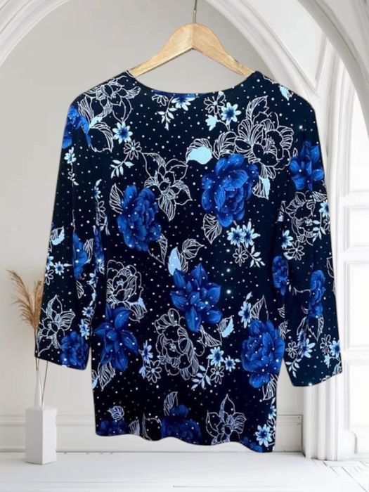 Camisola estampada, mangas ¾. Medidas nas fotos.