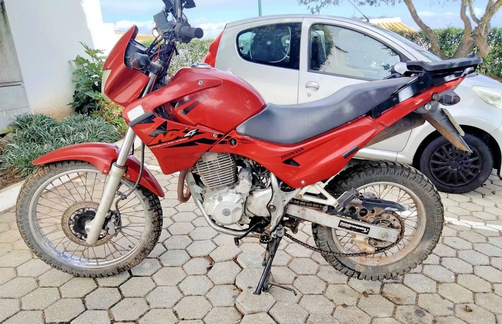 2 Honda NX 4 Motocicletas