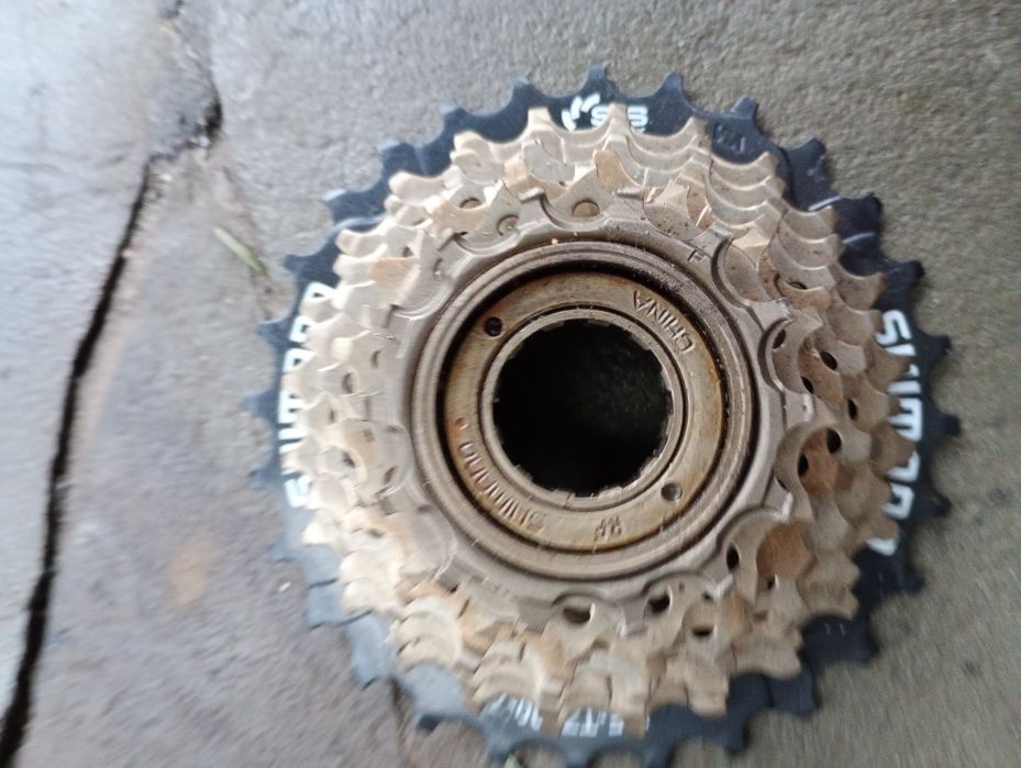 Трещотка звёзды задние SHIMANO