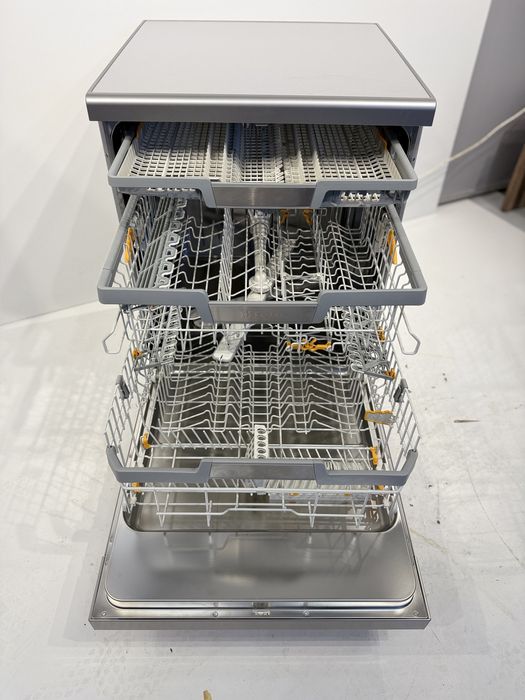 Посудомийна машина Miele G 7233 SC Front