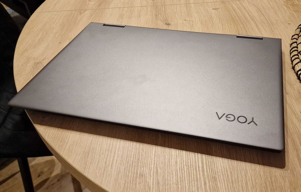 Lenovo Yoga C740 dotykowy 14 cali, jak nowy