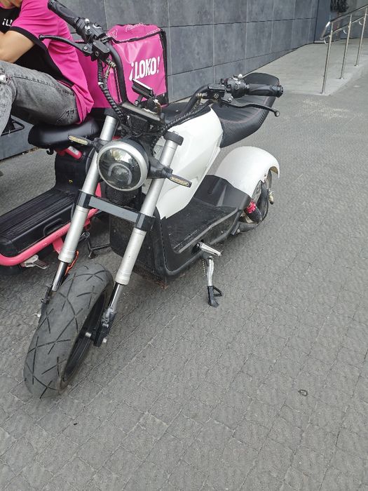 Электроскутер Citycoco X12 2000W 60V 12Ah.