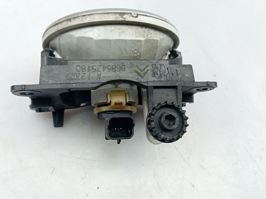Farol nevoeiro frente esquerdo CITROËN C3 III (SX)