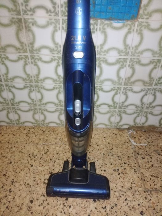 Vendo aspirador vertical bosch