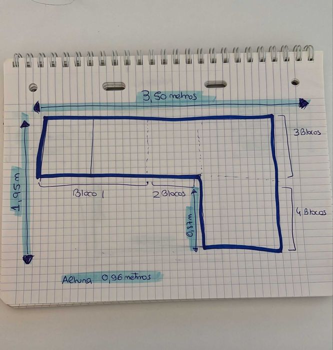 Sofá com chaise longue Cinza escuro com mesa de supporte