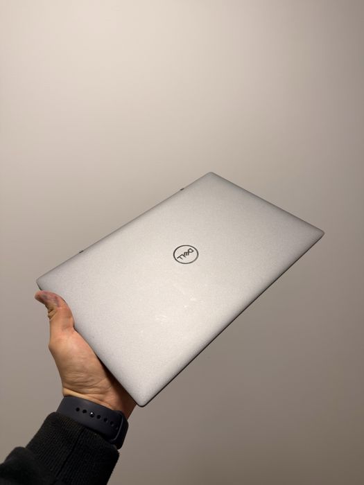 Dell Latitude 3320 | i5-1135G7 | 8 GB RAM | 256 Nvme