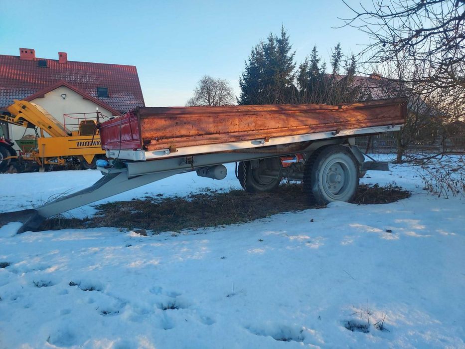 przyczepa rolnicza