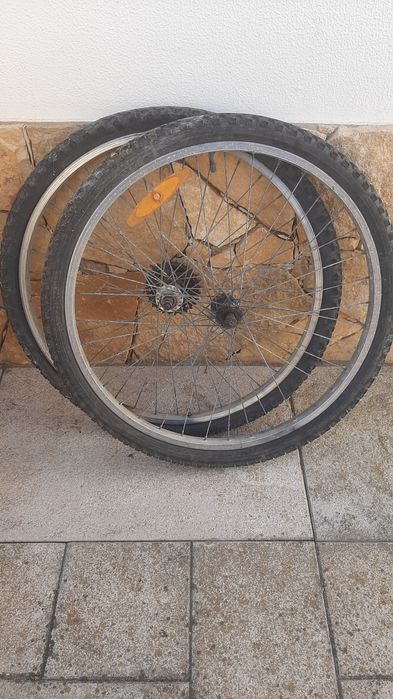 Rodas de bicicleta completas