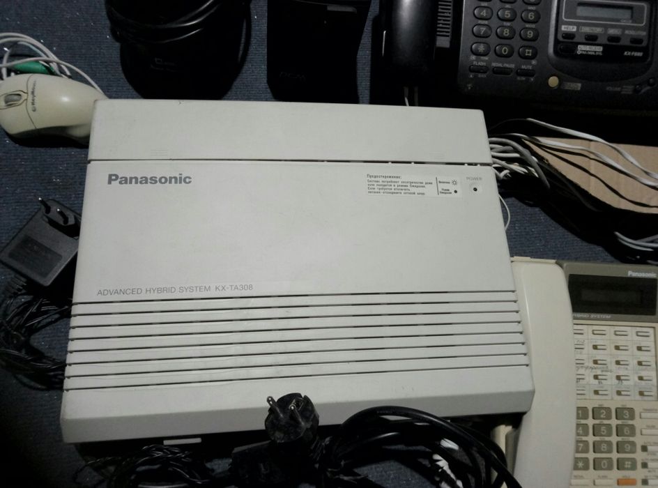 Телефони,  всі в робочому стані