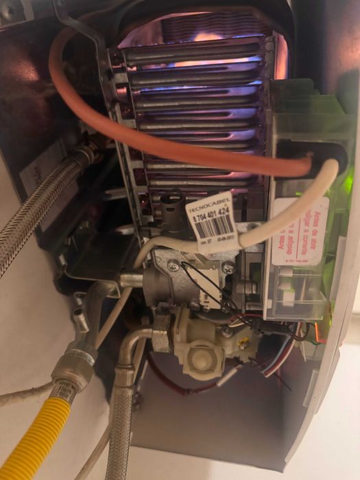 Esquentador Vulcano Click! Ventilado 17L (Gás Garrafa / Butano)