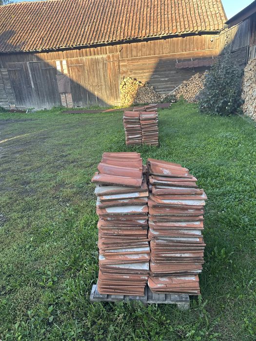 Stara dachówka z rozbiorki