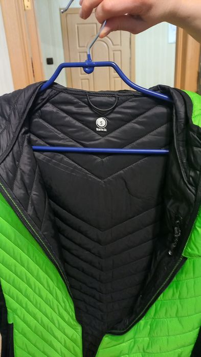 Куртка для туризма