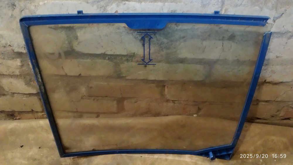 Полиці, ящики, запчастини для холодильника