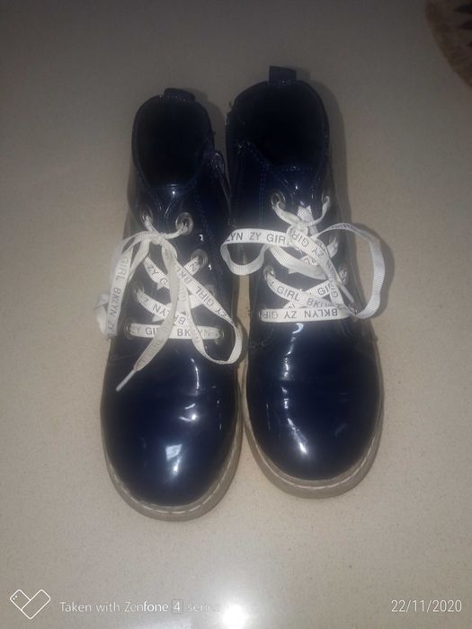 Botas de menina nr 31