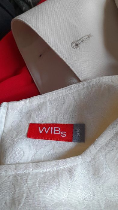 sukienka biała Wibs