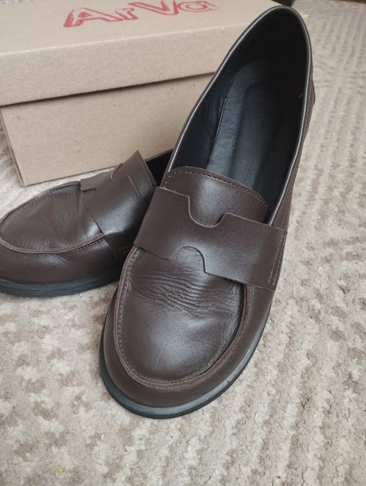 Шкіряні лофери анатомічні жіночі