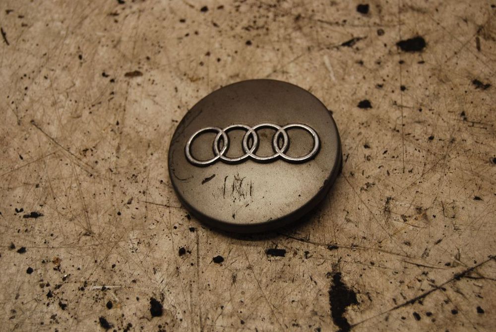 DEKIELEK ALUFELGI 4B0601170 AUDI A4 B7 A3 A6