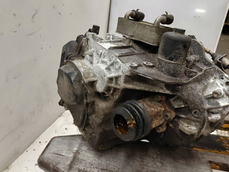 volkswagen skrzynia biegów dsg 2.0 tdi jpq 05- uszkodzona dekiel(osłona)