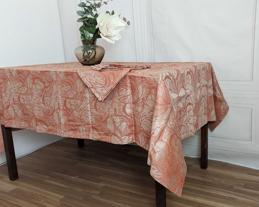 TM, linho adamascado 200x140 e 6 guardanapos