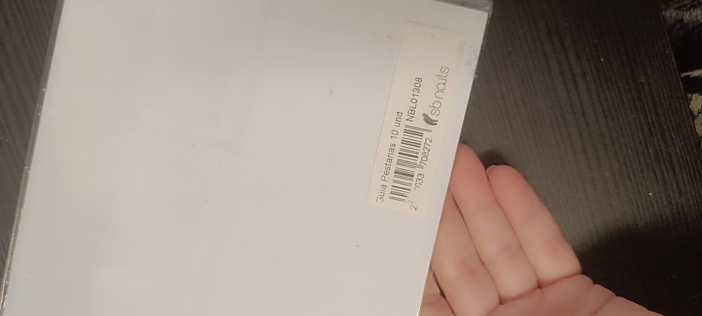 Folhas guia para modelo de extensão de pestanas . Novo 
10 folhas