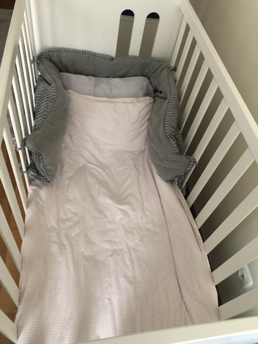 Berço de bébé de qualidade Micuna - em perfeito estado