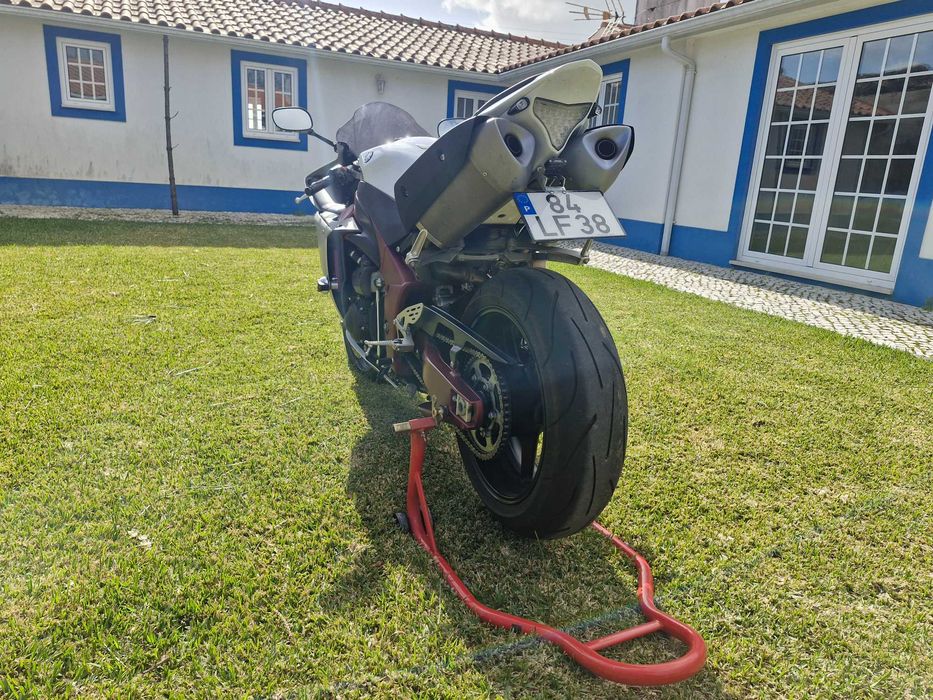 Yamaha YZF-R1 2011
