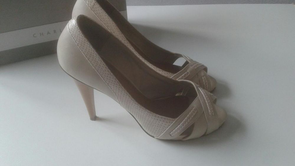 Szpilki nude (beżowe) rozm.37