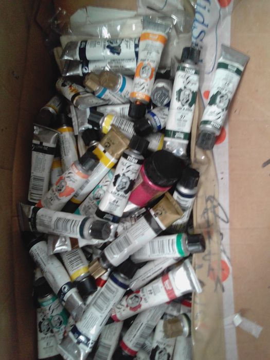 Lote caixa canetas tintas p tecidos e madeiras