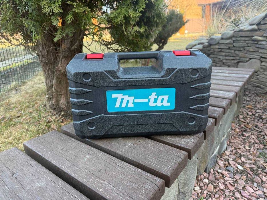 Ланцюгова пила Makita 30см 2акб. Цепная пила 12" бесщеточная. Пилка