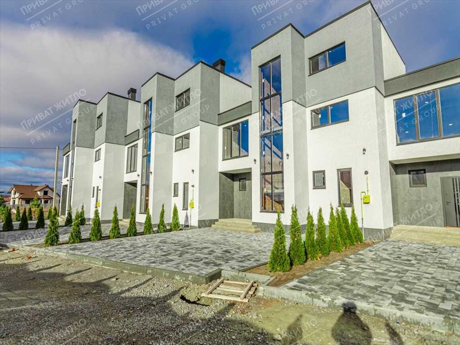 Ексклюзивний таунхаус на Браїлках, введений в експлуатацію