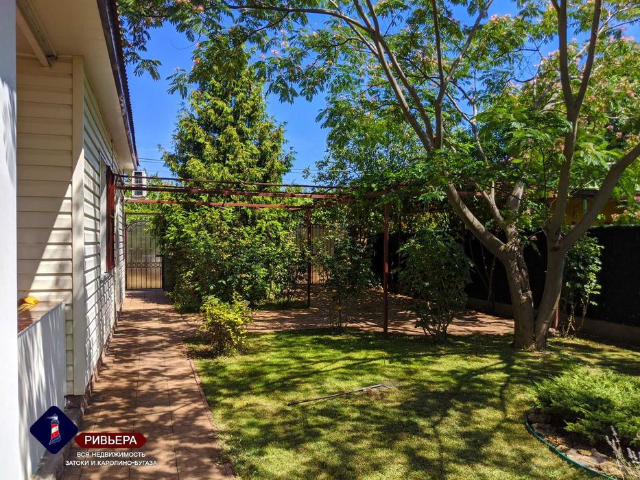 Дача в Каролино-Бугазе